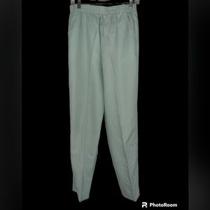 Women’s mint green knit pants